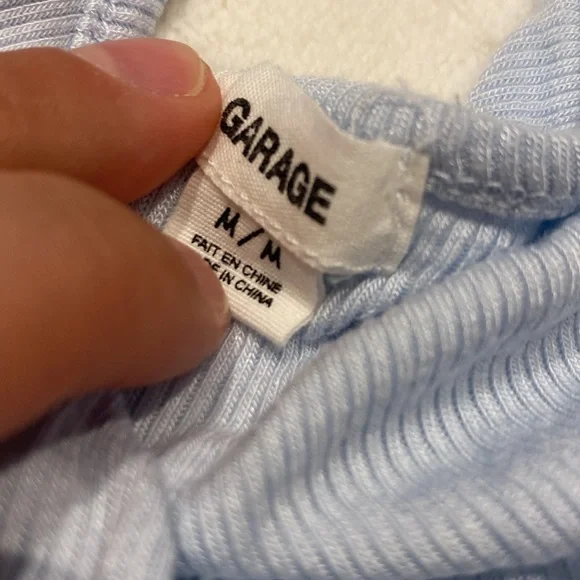 GARAGE- ripped top - Picture 4 of 5